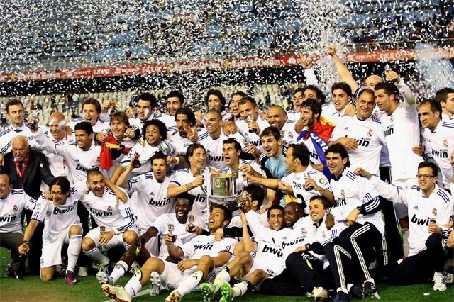 湖人VS雄鹿前瞻：詹皇出战成疑，东契奇能为“止颓之战”兜底吗？