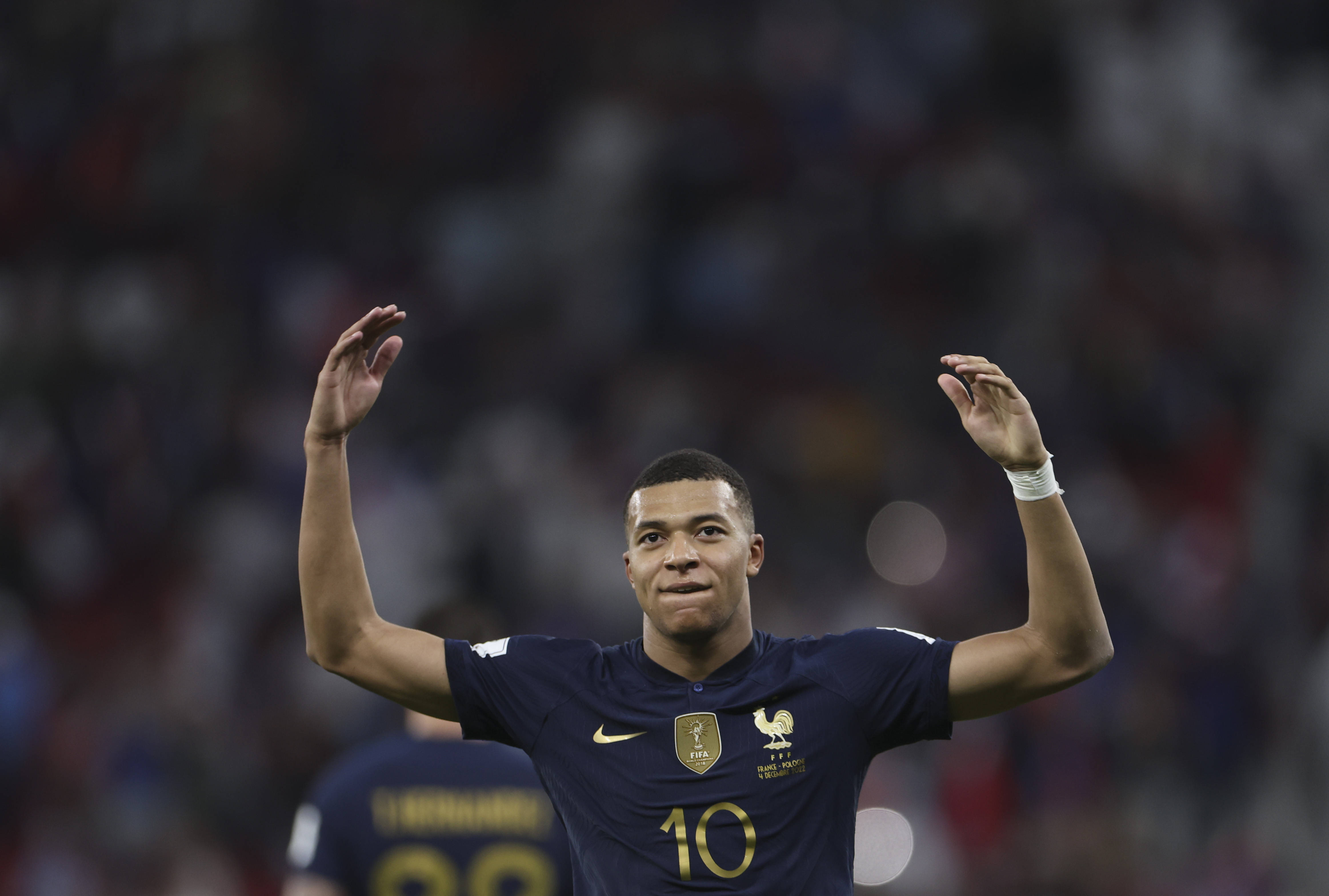 邵佳一升帐点兵26人，效仿扬科维奇战术？靠老将压阵，先抓防守