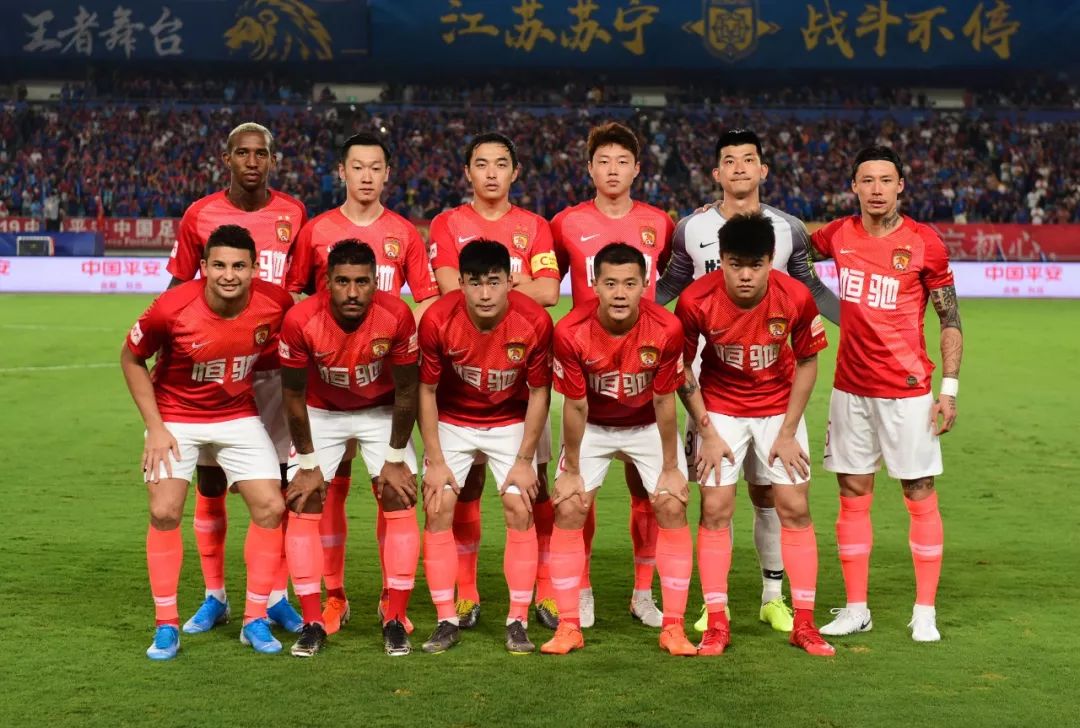 艾顿公然回应詹姆斯：想把我交易走你还嫩点，我是东契奇的人